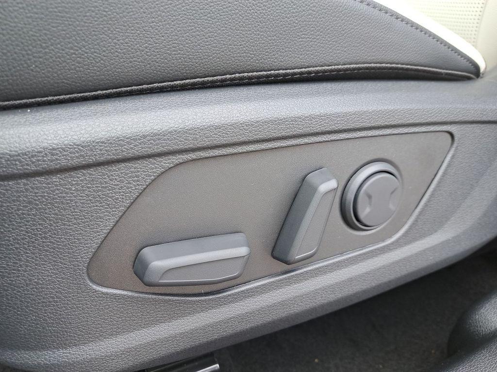 new 2026 Kia Sportage car, priced at $29,886