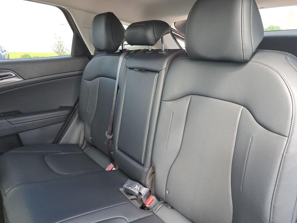 new 2026 Kia Sportage Hybrid car, priced at $33,410