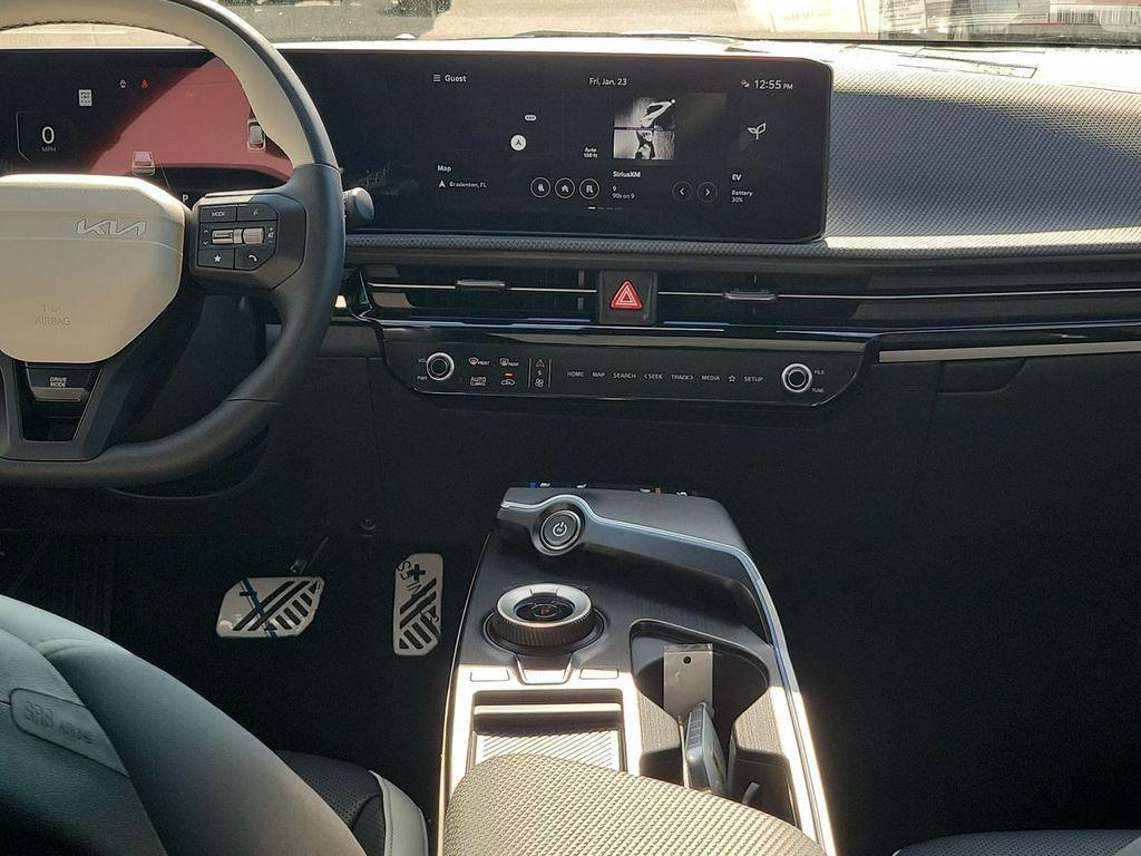 new 2025 Kia EV6 car, priced at $42,882