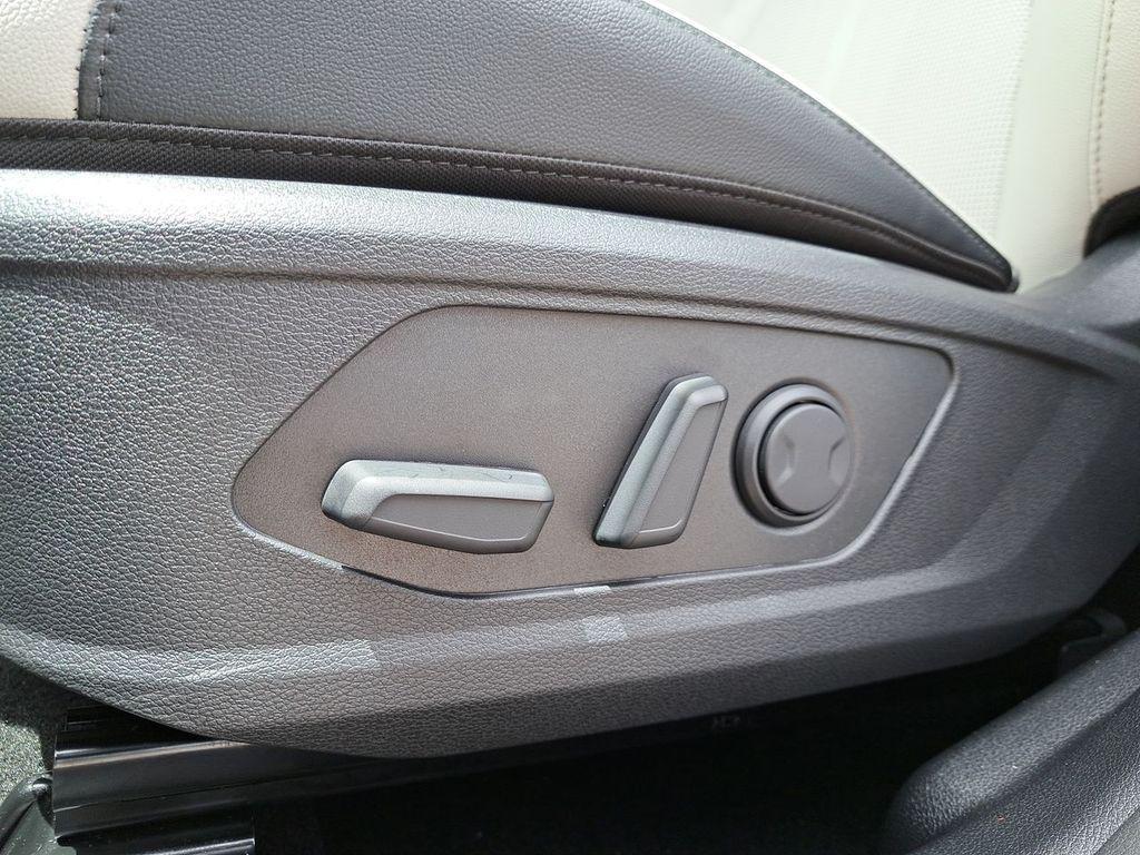 new 2026 Kia Sportage car, priced at $27,886