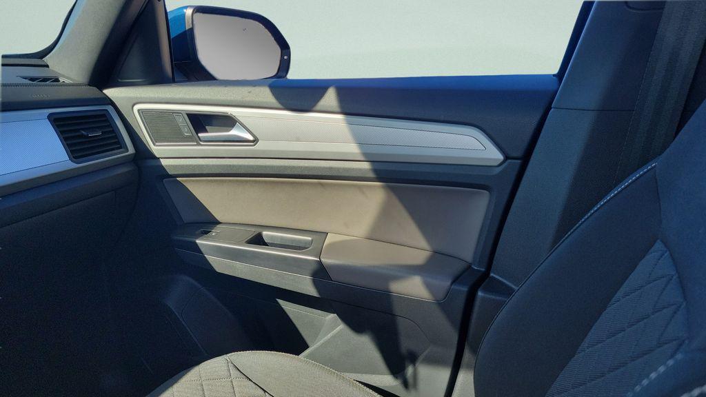 used 2021 Volkswagen Atlas Cross Sport car, priced at $14,831