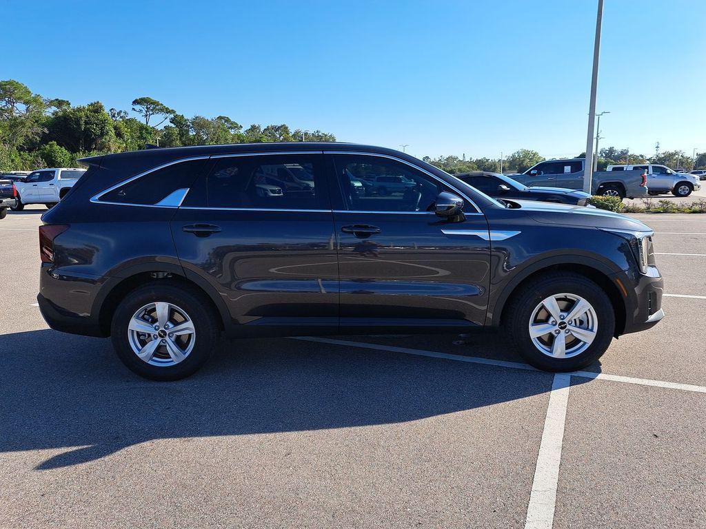 new 2026 Kia Sorento car, priced at $31,499
