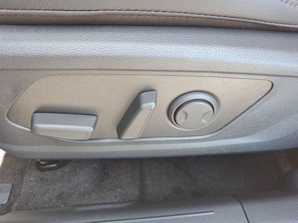 new 2026 Kia Sportage Hybrid car, priced at $39,702