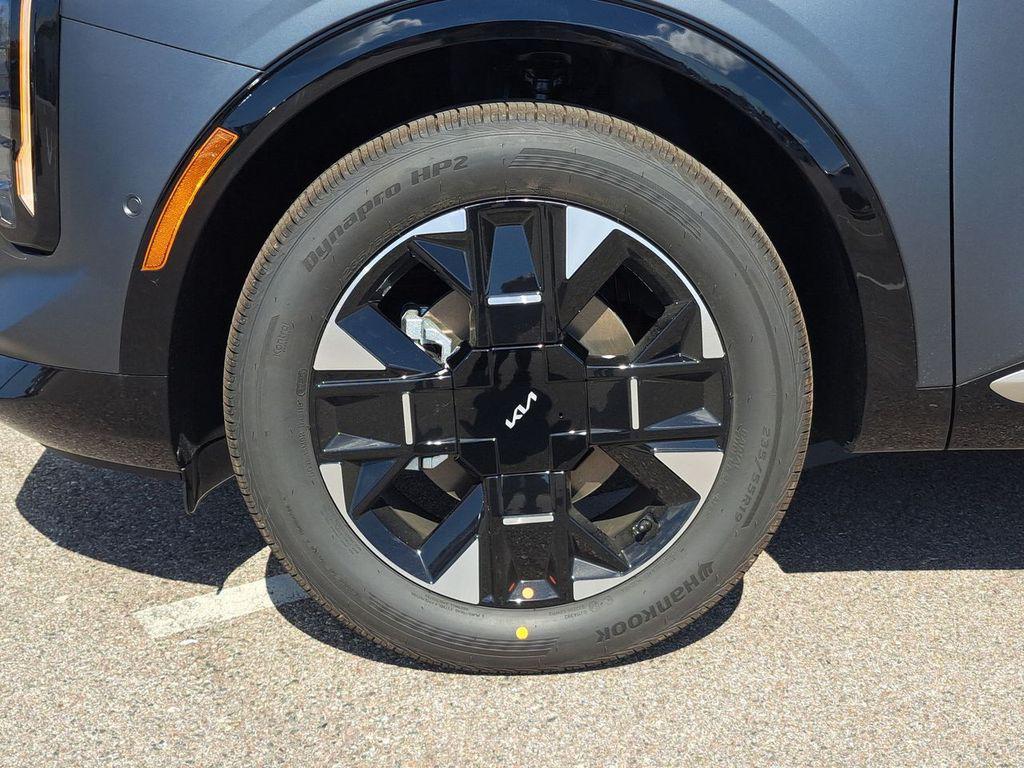 new 2026 Kia Sportage Hybrid car, priced at $39,702