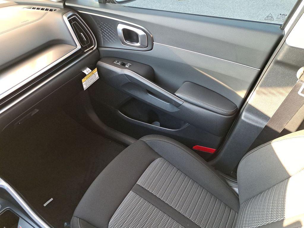 new 2026 Kia Sorento car, priced at $31,959