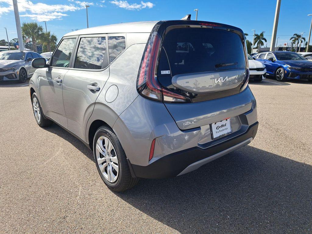 new 2025 Kia Soul car, priced at $18,595