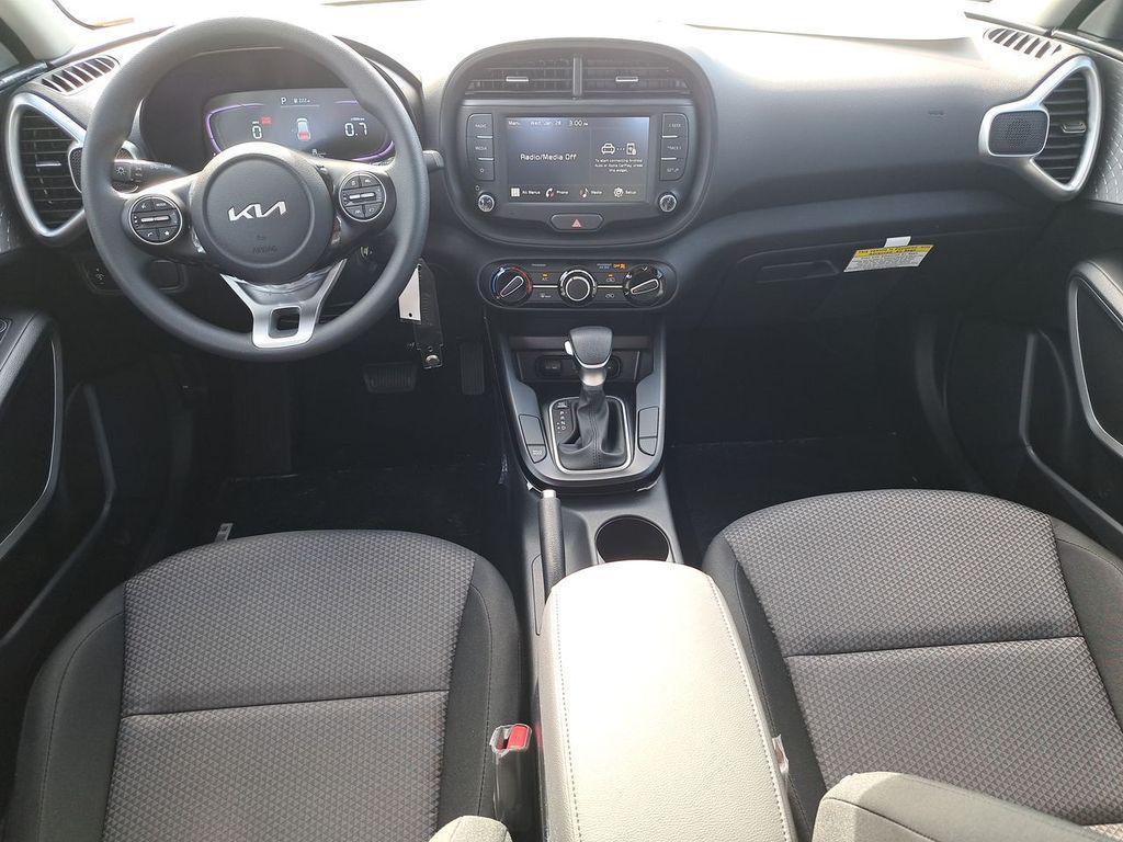 new 2025 Kia Soul car, priced at $18,595