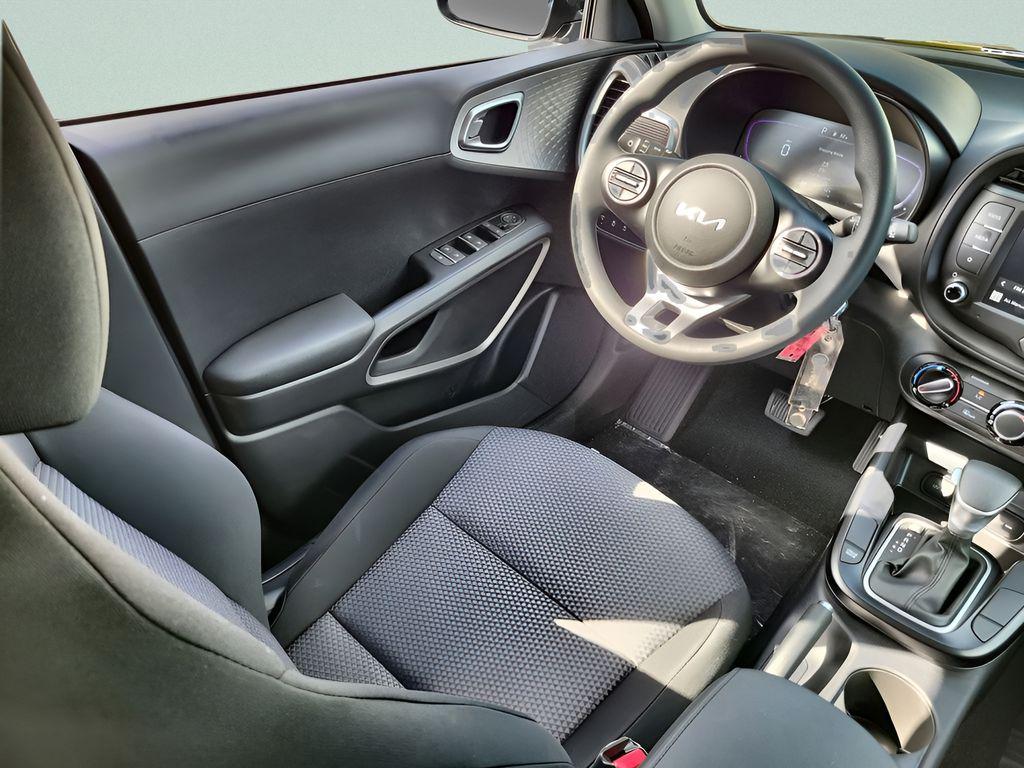 new 2025 Kia Soul car, priced at $18,452