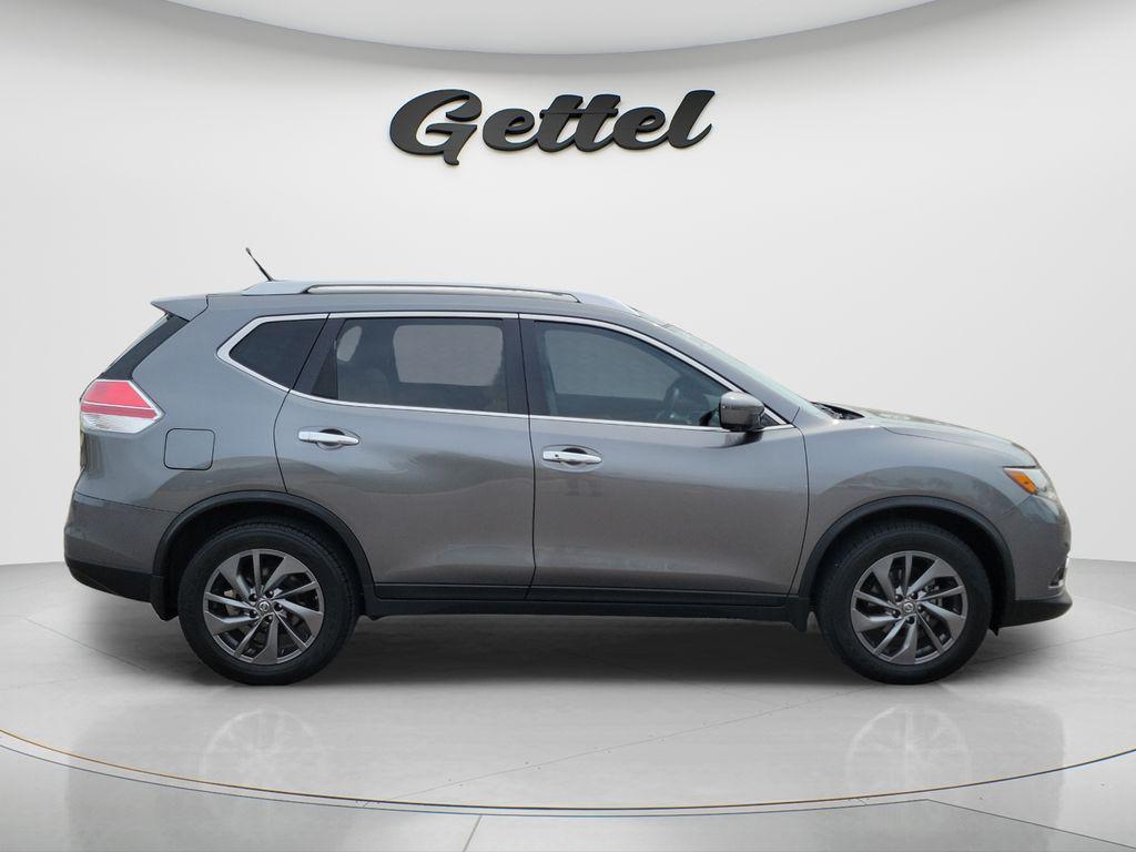 used 2016 Nissan Rogue car, priced at $12,589