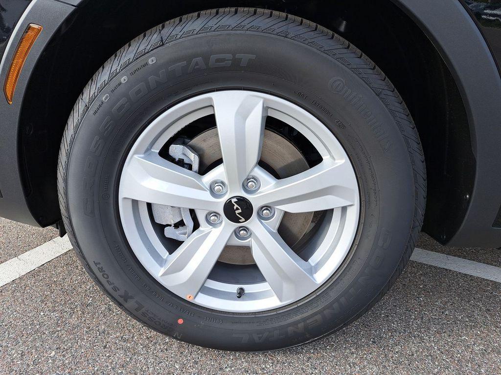 new 2026 Kia Sorento car, priced at $31,499