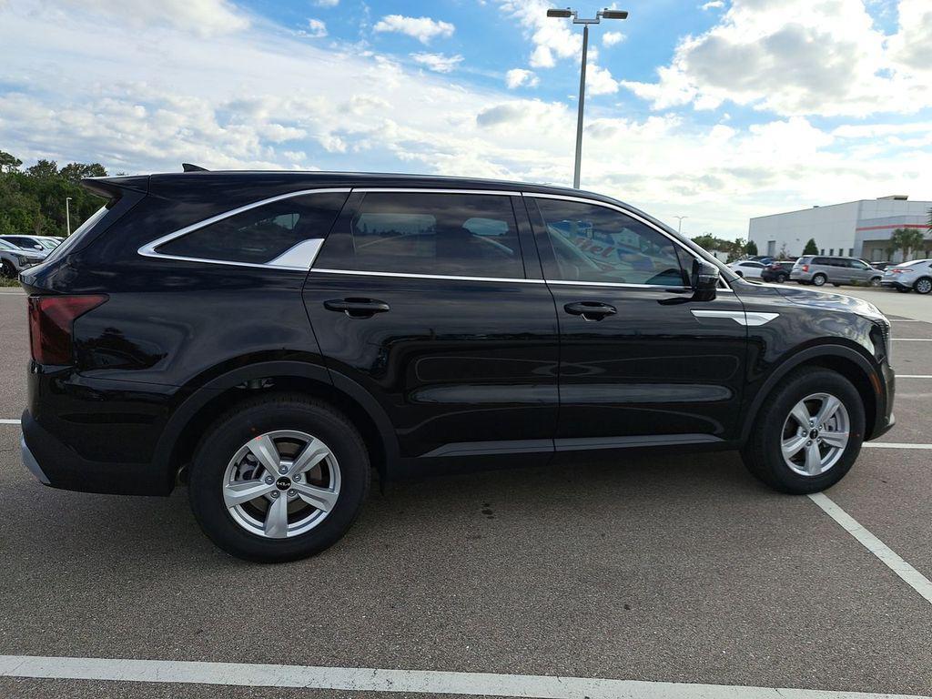 new 2026 Kia Sorento car, priced at $31,499