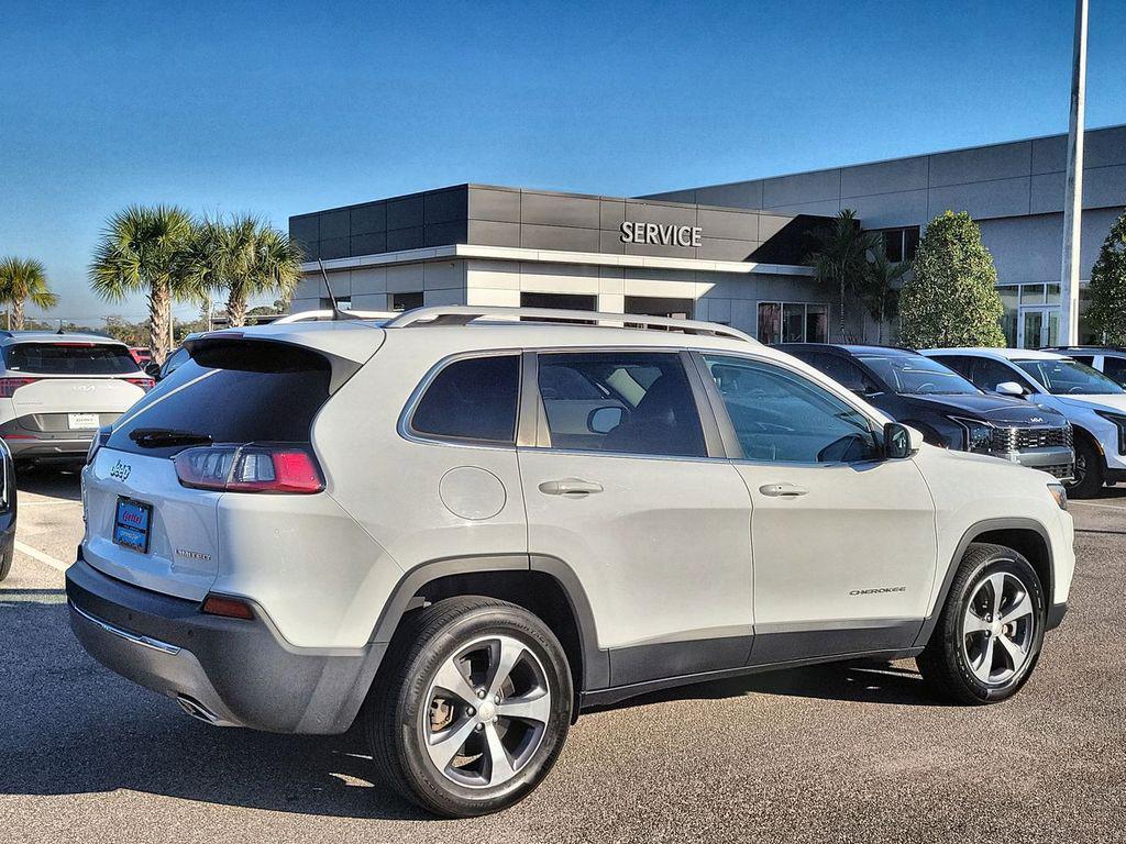 used 2019 Jeep Cherokee car, priced at $17,962