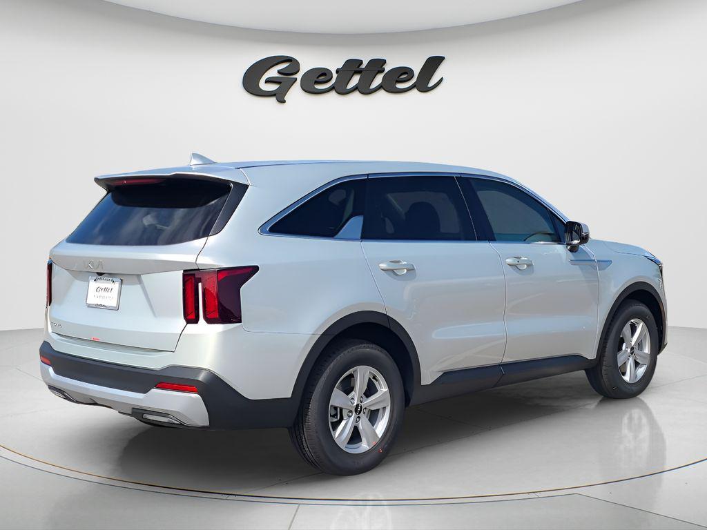 new 2026 Kia Sorento car, priced at $28,499