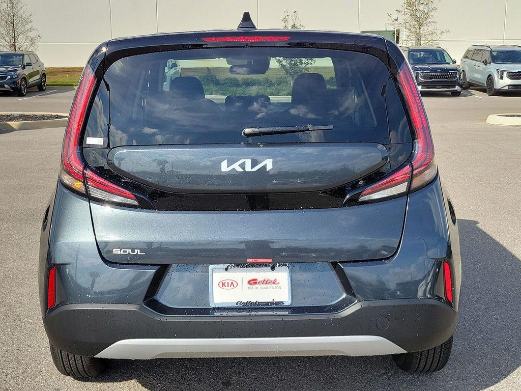 new 2025 Kia Soul car, priced at $18,952