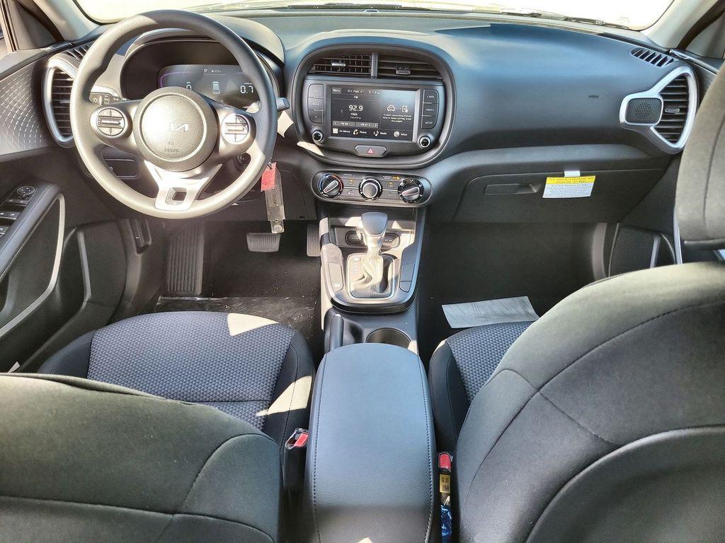 new 2025 Kia Soul car, priced at $18,452