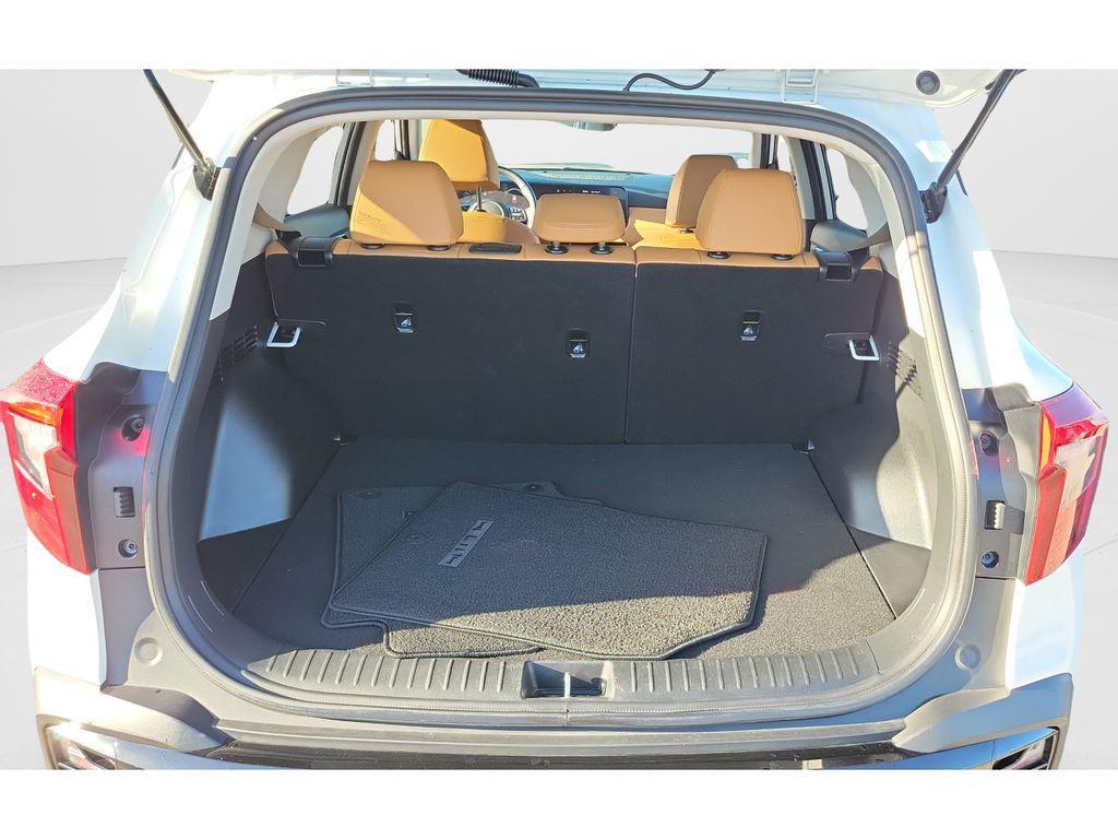 used 2025 Kia Seltos car, priced at $24,422