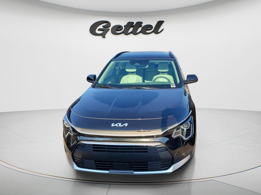 used 2025 Kia Niro car, priced at $27,459