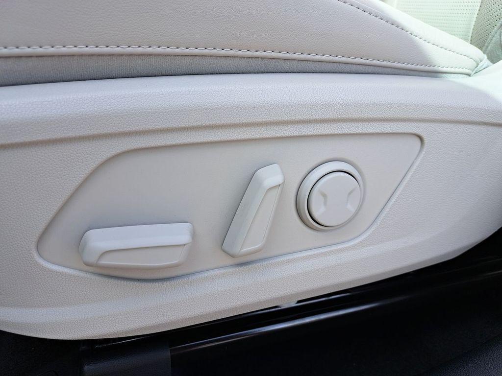 new 2026 Kia Sorento car, priced at $38,348