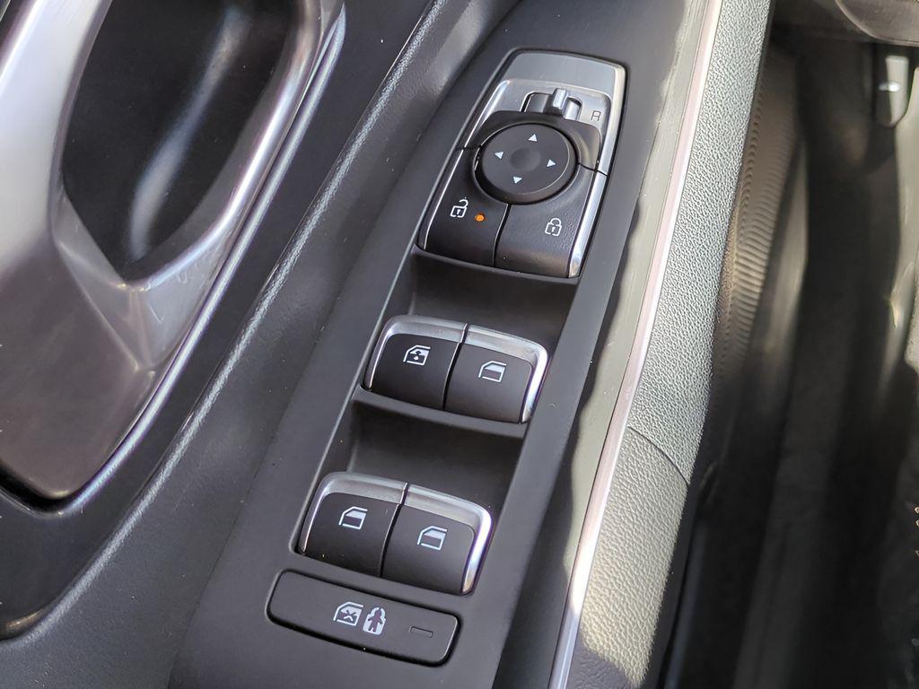used 2024 Kia Sorento car, priced at $26,590