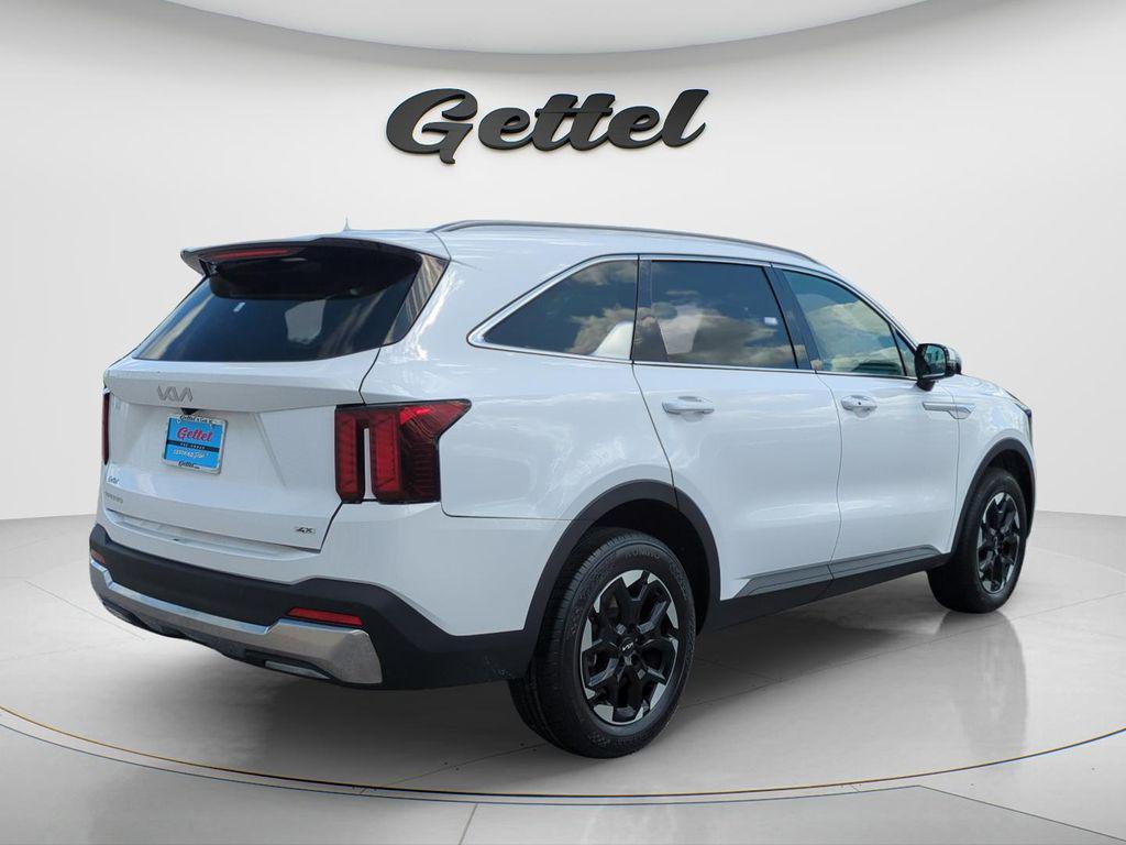 used 2024 Kia Sorento car, priced at $26,590