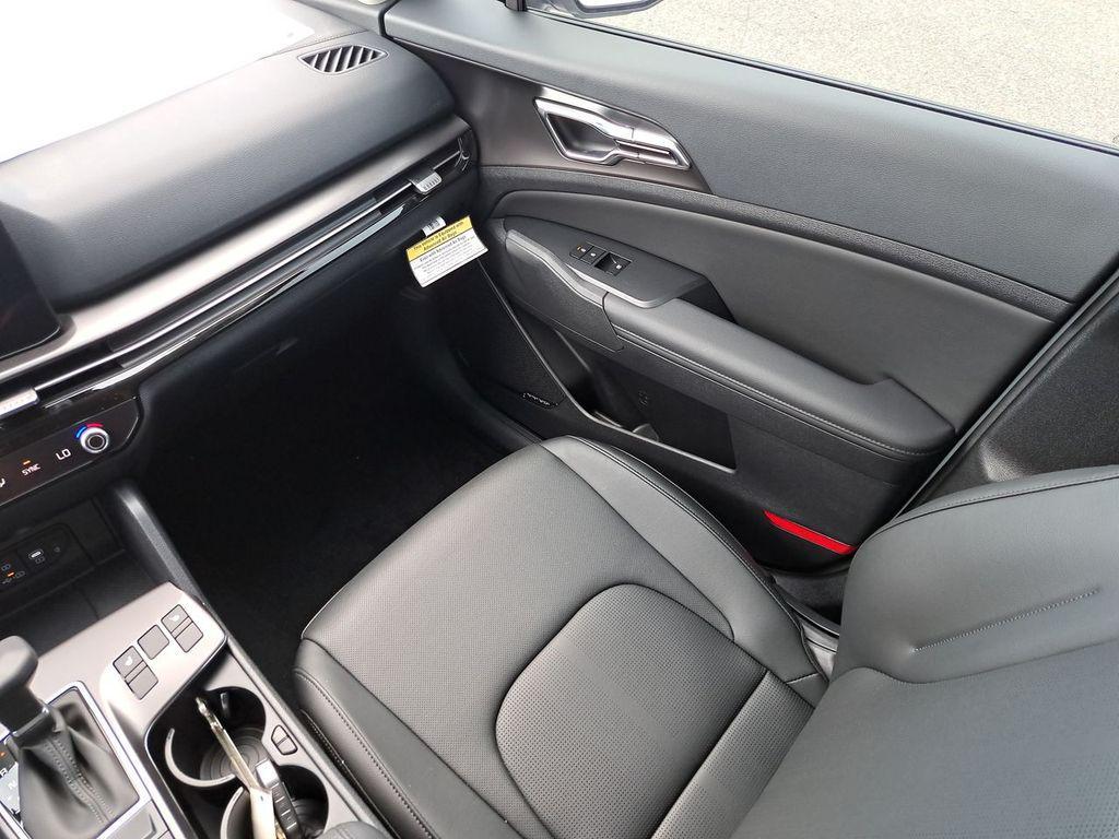 new 2026 Kia Sportage car, priced at $33,880
