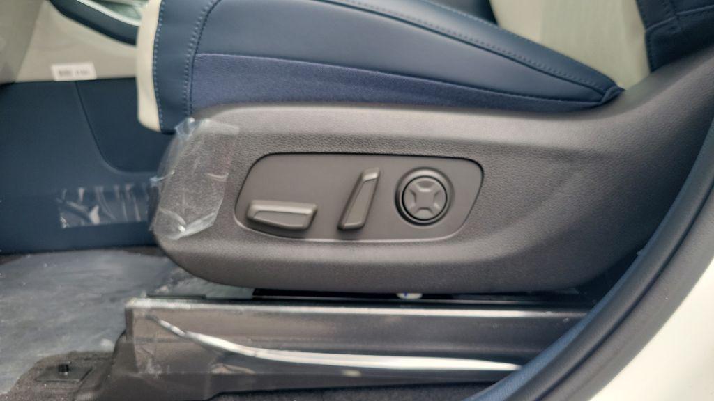 new 2026 Kia Carnival Hybrid car, priced at $46,376