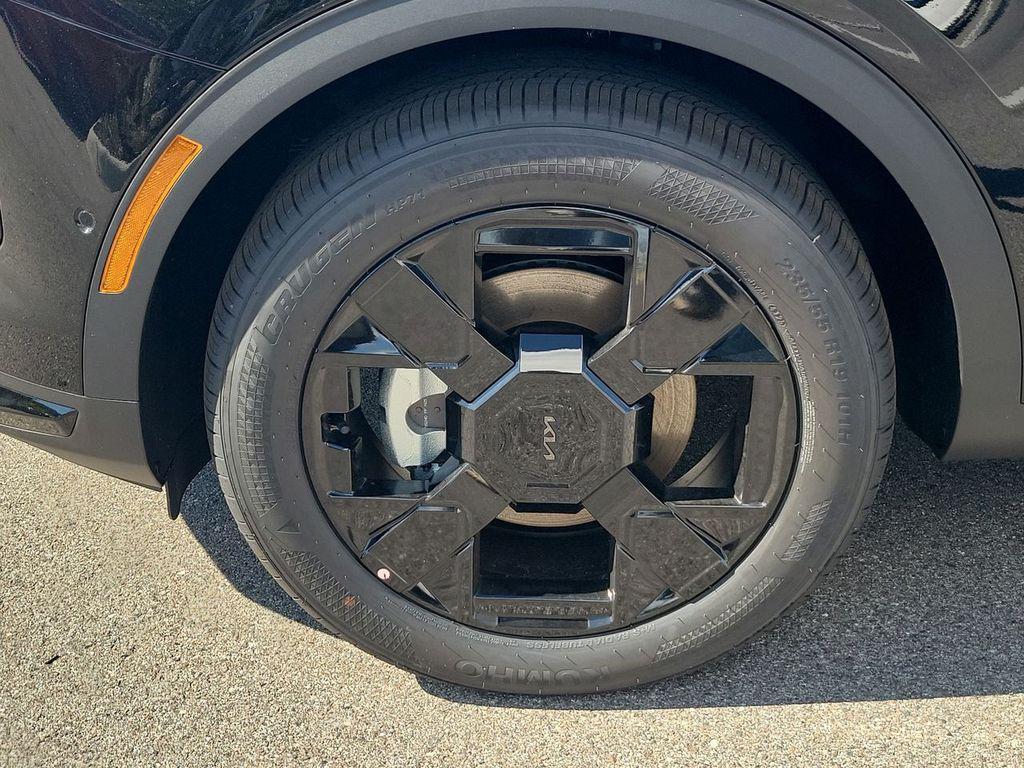 new 2026 Kia Sportage car, priced at $33,612