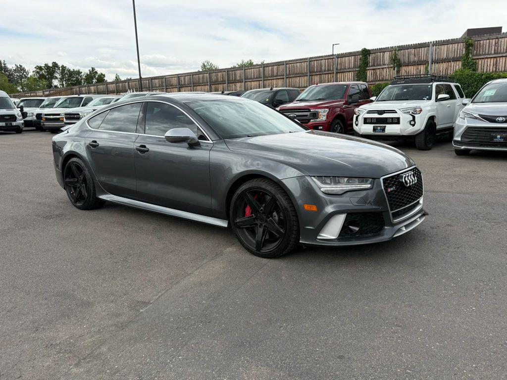 Audi RS7 view 9