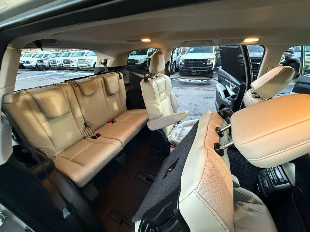 used 2019 Subaru Ascent car, priced at $17,900