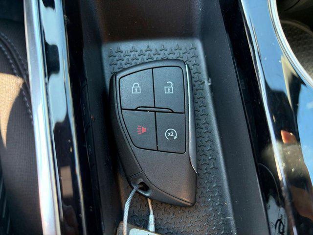 used 2025 Chevrolet Equinox car, priced at $23,298