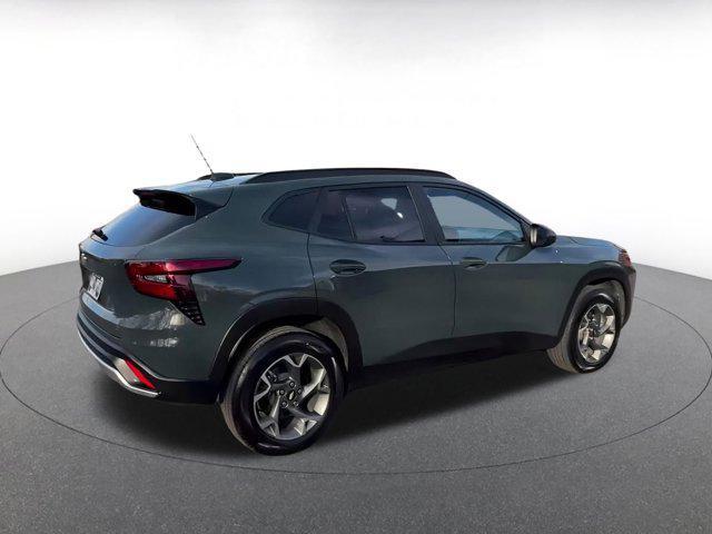 used 2025 Chevrolet Trax car, priced at $19,344