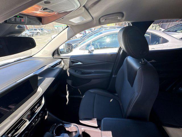 used 2025 Buick Encore GX car, priced at $22,876