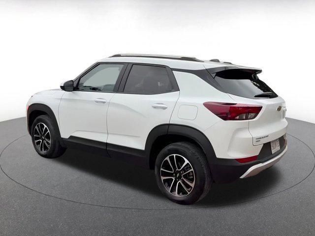 used 2025 Chevrolet TrailBlazer car, priced at $21,600