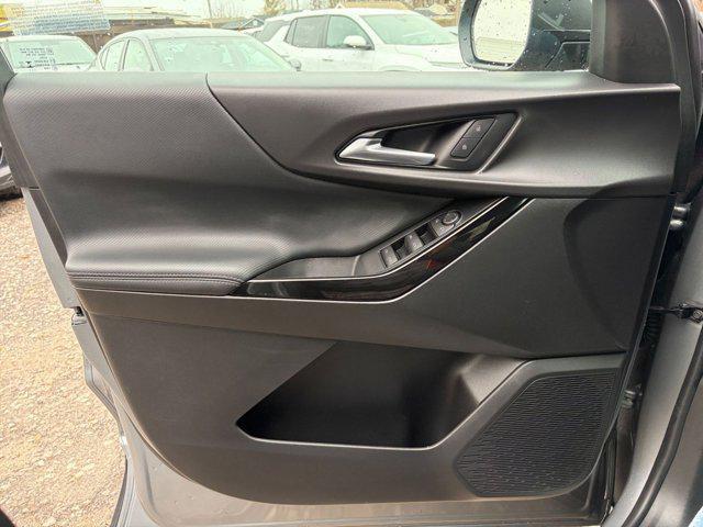 used 2025 Chevrolet Equinox car, priced at $23,016