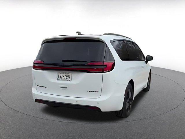 used 2025 Chrysler Pacifica car, priced at $34,476
