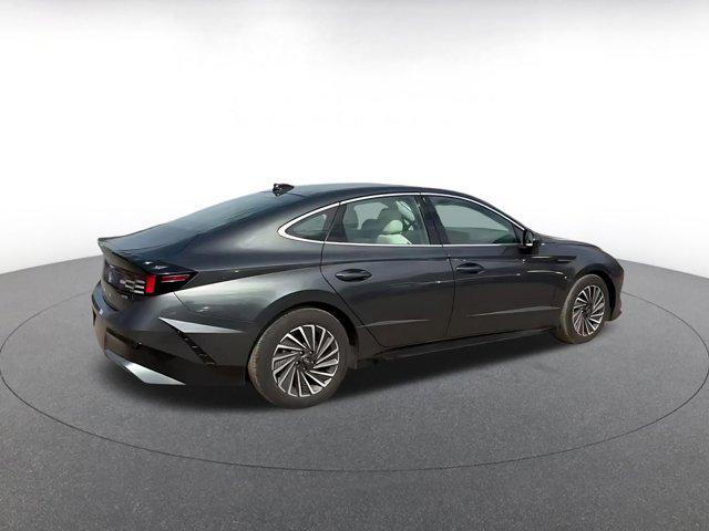 used 2025 Hyundai Sonata Hybrid car, priced at $23,995