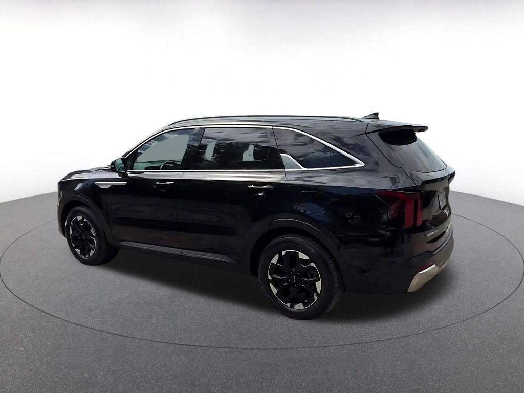 used 2024 Kia Sorento car, priced at $23,849