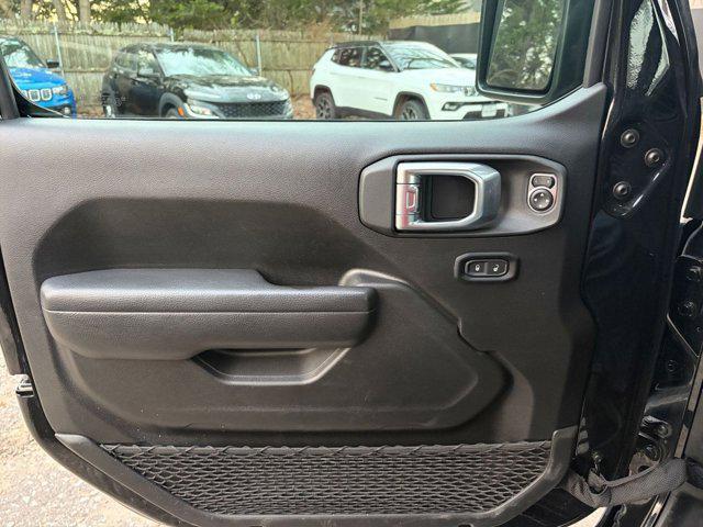 used 2025 Jeep Wrangler car, priced at $40,100