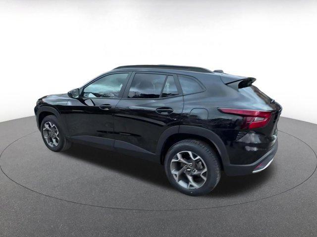 used 2025 Chevrolet Trax car, priced at $18,824