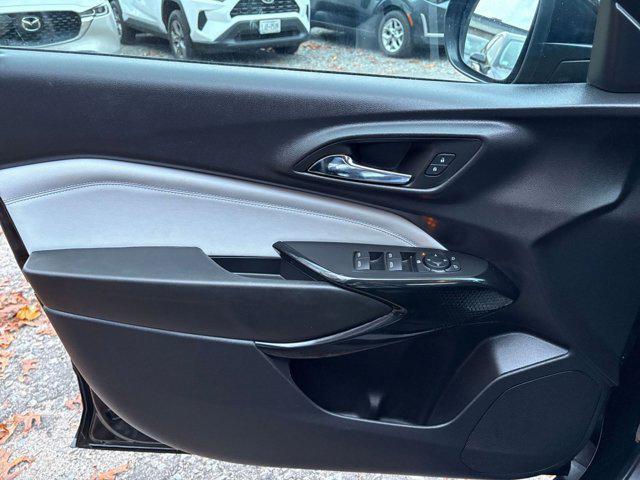 used 2025 Chevrolet Trax car, priced at $18,824