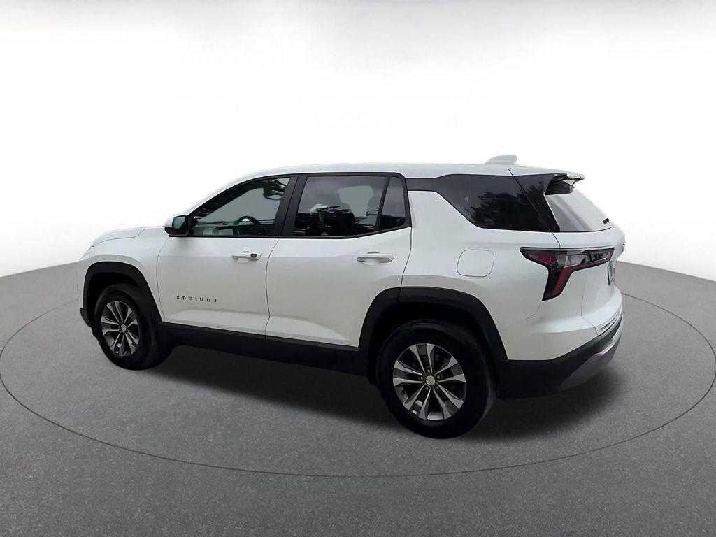used 2025 Chevrolet Equinox car, priced at $24,499