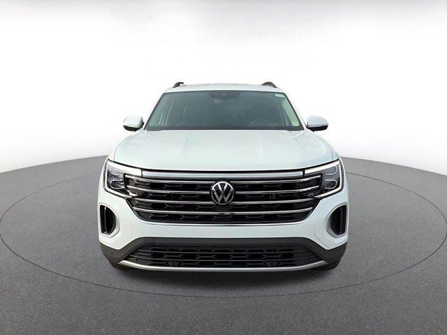 used 2025 Volkswagen Atlas car, priced at $31,906