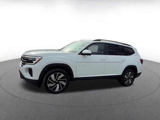 used 2025 Volkswagen Atlas car, priced at $31,906