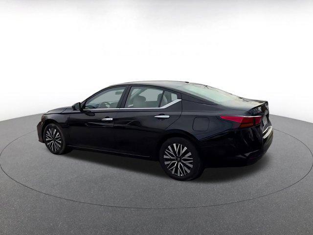 used 2025 Nissan Altima car, priced at $18,868