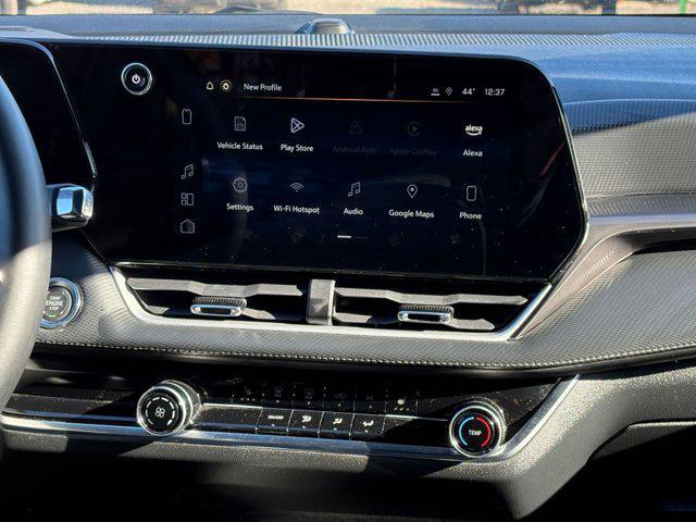 used 2025 Chevrolet Equinox car, priced at $22,680