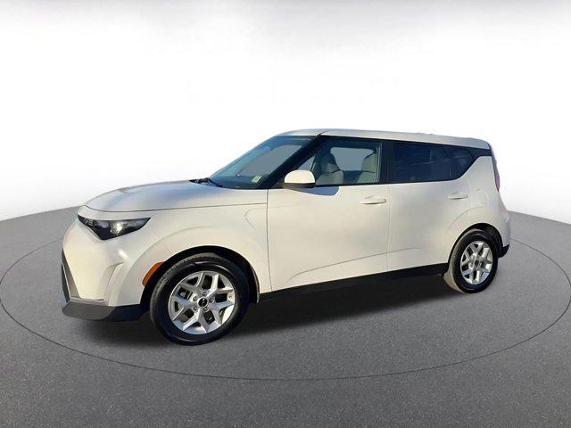 used 2025 Kia Soul car, priced at $16,264
