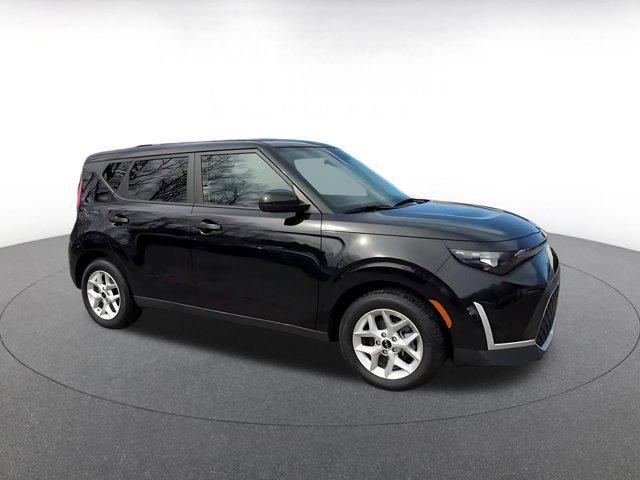 used 2025 Kia Soul car, priced at $17,160