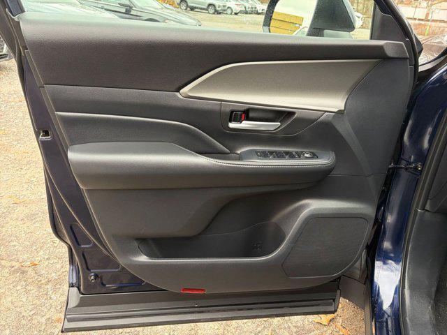 used 2025 Toyota Grand Highlander car, priced at $40,280