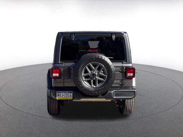 used 2025 Jeep Wrangler car, priced at $34,662