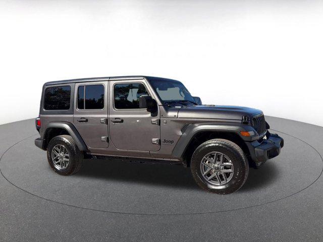 used 2025 Jeep Wrangler car, priced at $34,662